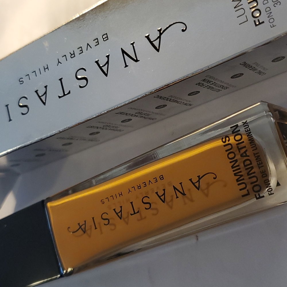 450 C Luminous Foundation